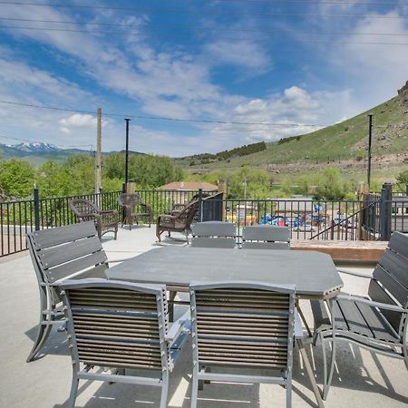 Central Lava Hot Springs Studio With Deck And Views! Екстериор снимка
